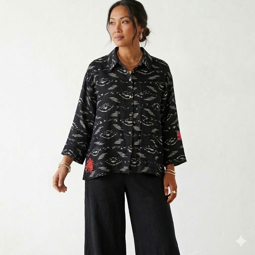 Chicos Button Down Shirt Top Large (2) Black Ikat Linen Blend‎ Embroidered Boho